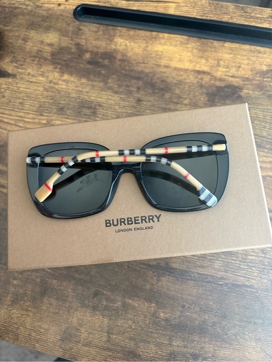 Burberry Black Women\'s Oversized Square Sunglasses